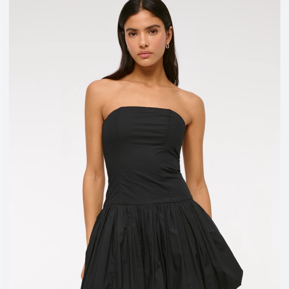 Abercrombie & Fitch Black Strapless Bubble-Hem Mini Dress